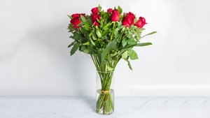 זר ורדים אדום אדום זר ורדים אדום אדום